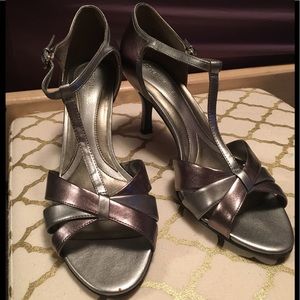 Naturalizer Princeton Pewter/Silver Size 9.5 M
